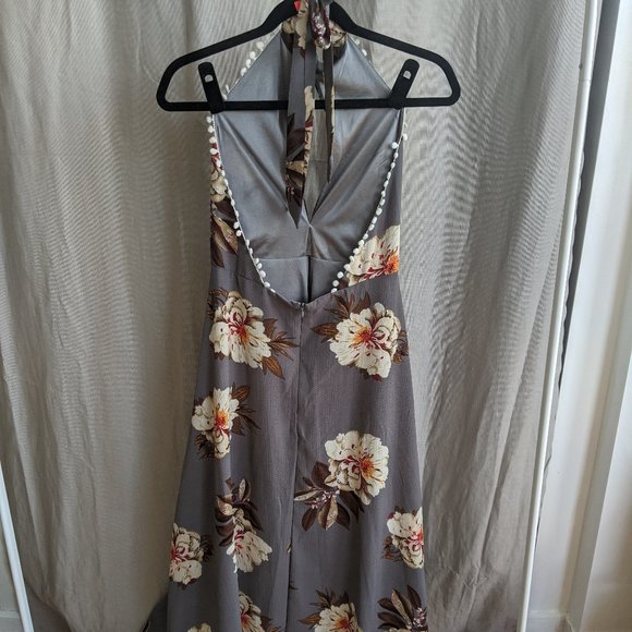 Backless Floral Halter - Picture 3 of 5